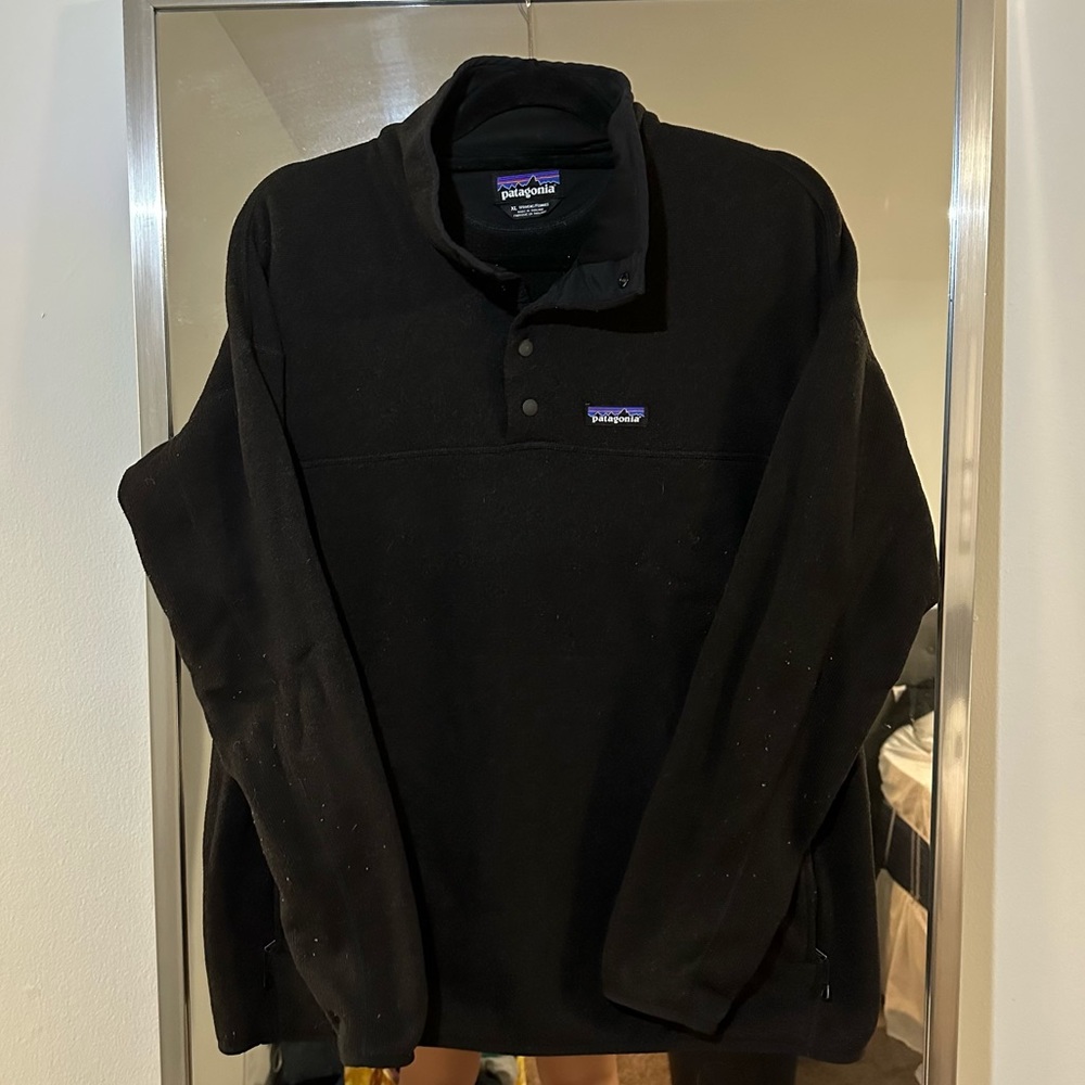 Incredibly warm Patagonia pull over